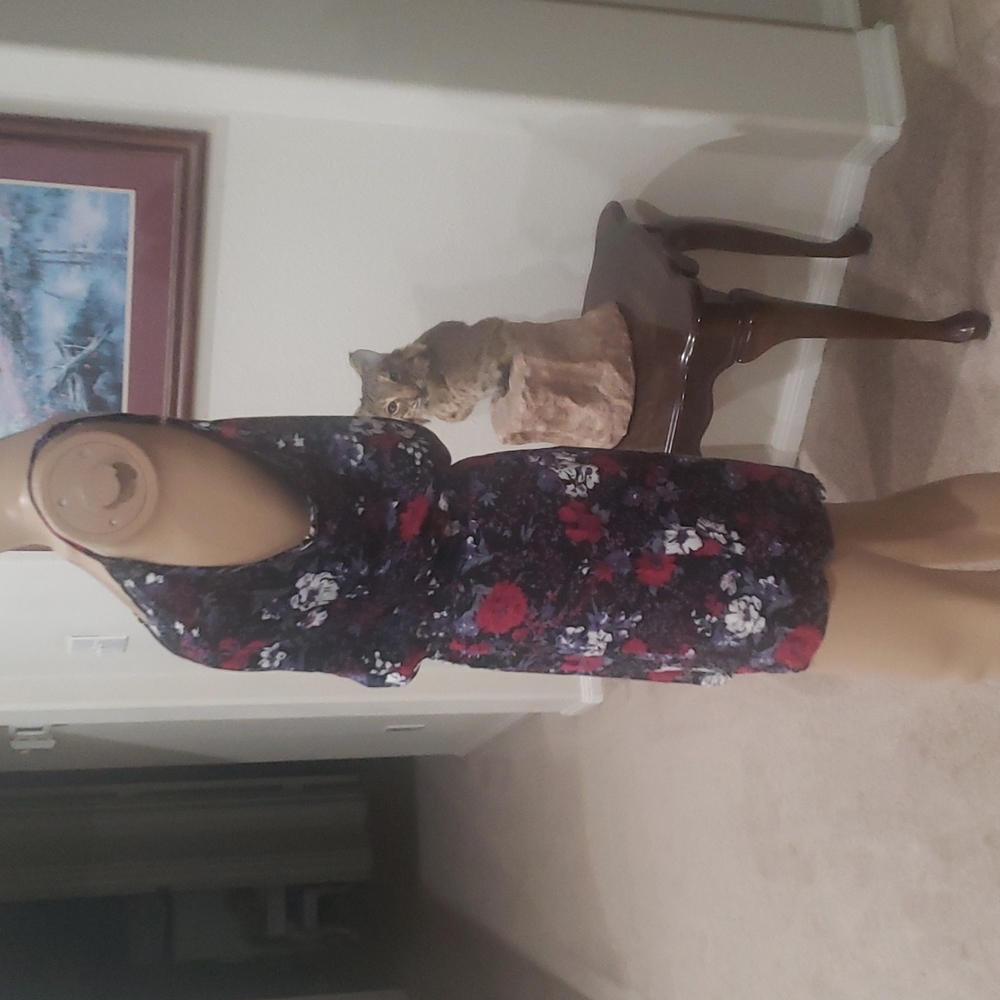 HYPE l artsy floral display flowy spaghettistrap romper double keyhole airy - Picture 4 of 8